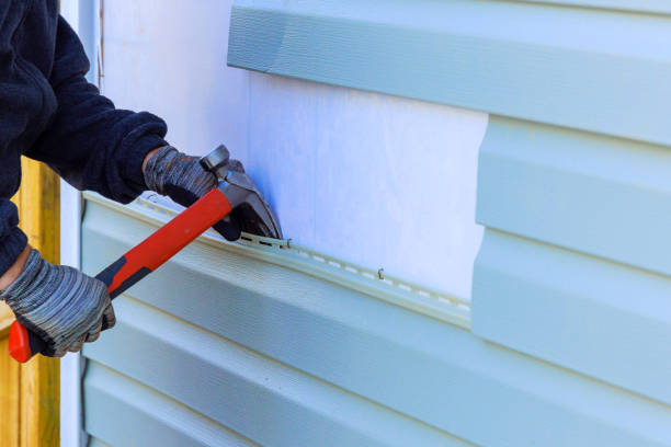Reliable Siding Repair contractor in Morristown, IN by Creative Siding